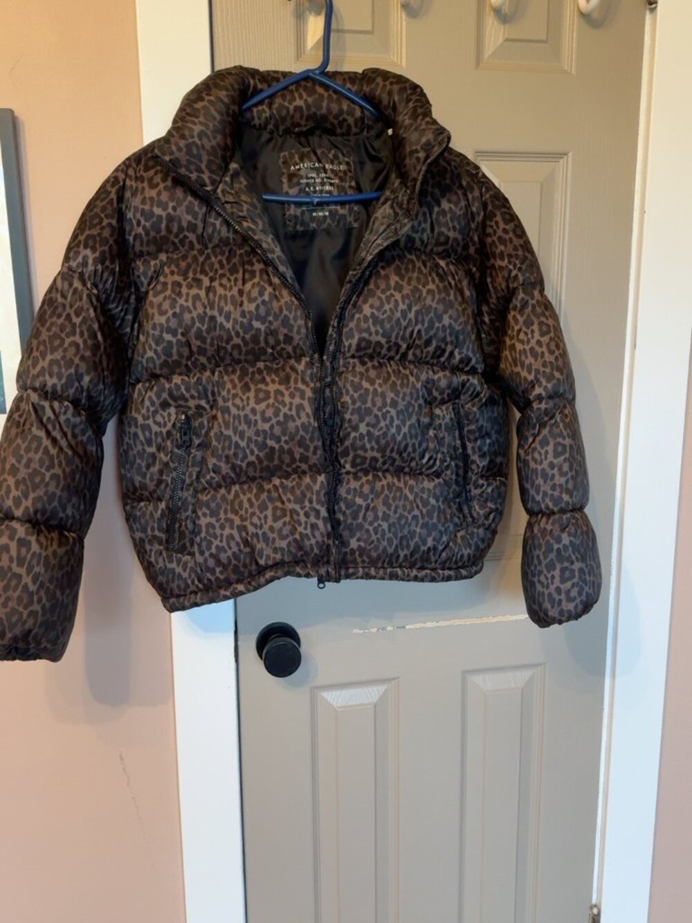 American Eagle Leopard Puffer Jacket Women M Animal Print Y2K